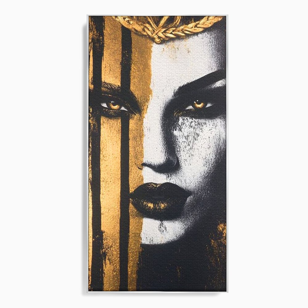 Tablou canvas cu tablou canvas cu portret feminin si foita de aur, in rama de aluminiu argintiu